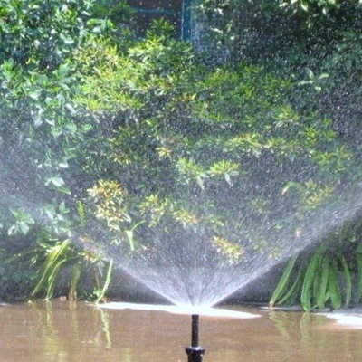 中規模の庭園のための360度フルサークル噴霧灌輸水噴水器