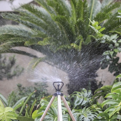エンジニアリング 庭園 農園 の 灌輸 用 の プラスチック 蝶 の 噴水 器 時間 と 労力を 節約 する